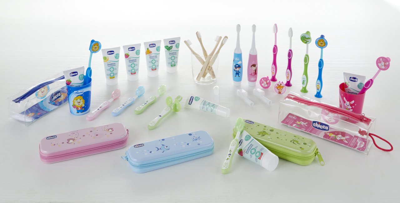 Cepillo de dientes eléctrico infantil image number 6