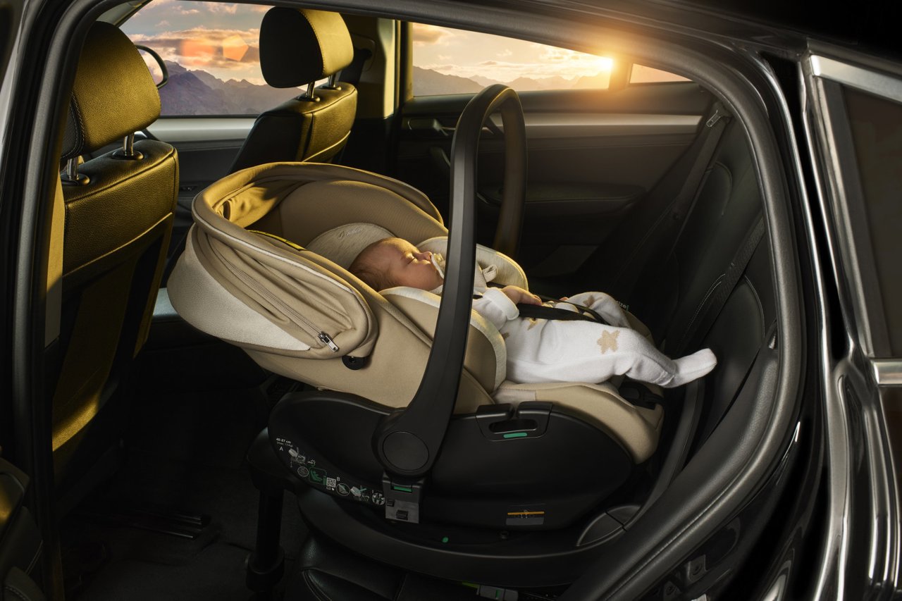 FOTEL SAM.FIRST SEAT ROZKŁADANY null - 5