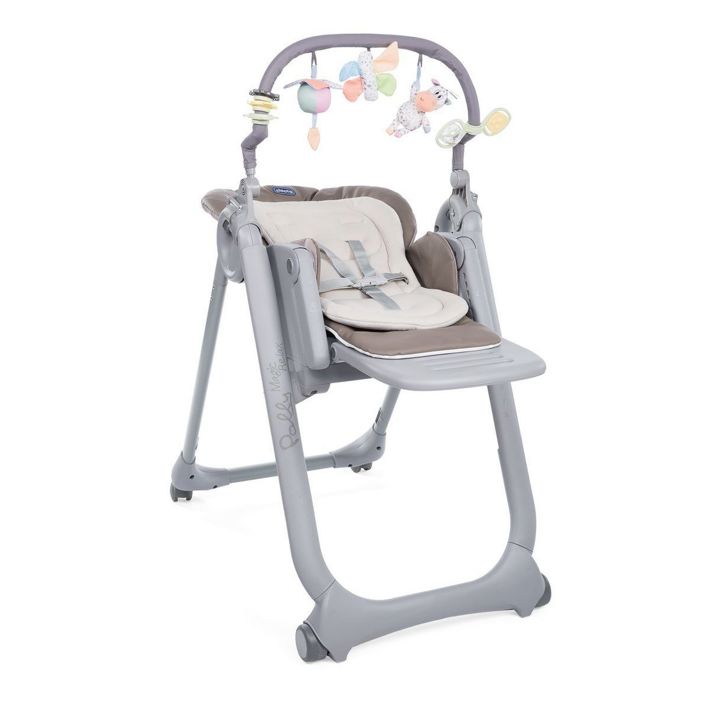 La chaise haute et le siège de table de bébé : comment bien les