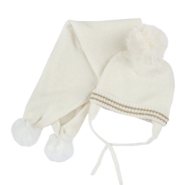 Conjunto de gorro com cachecol