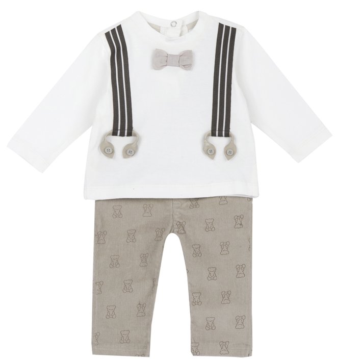 Completo maglietta con pantaloni
