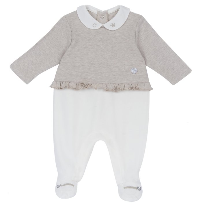 Babygrow abertura no interior da perna