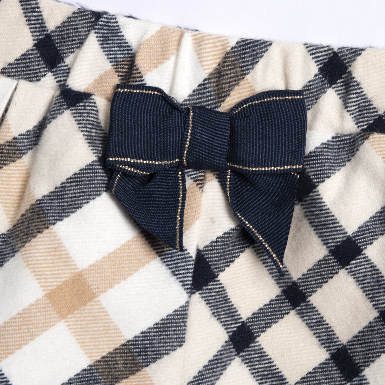 Pantaloni corti null - 1