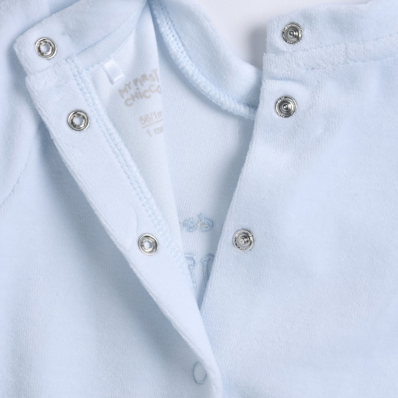 Conjunto de presente com babygrow, gorro e babete Chicco - 6