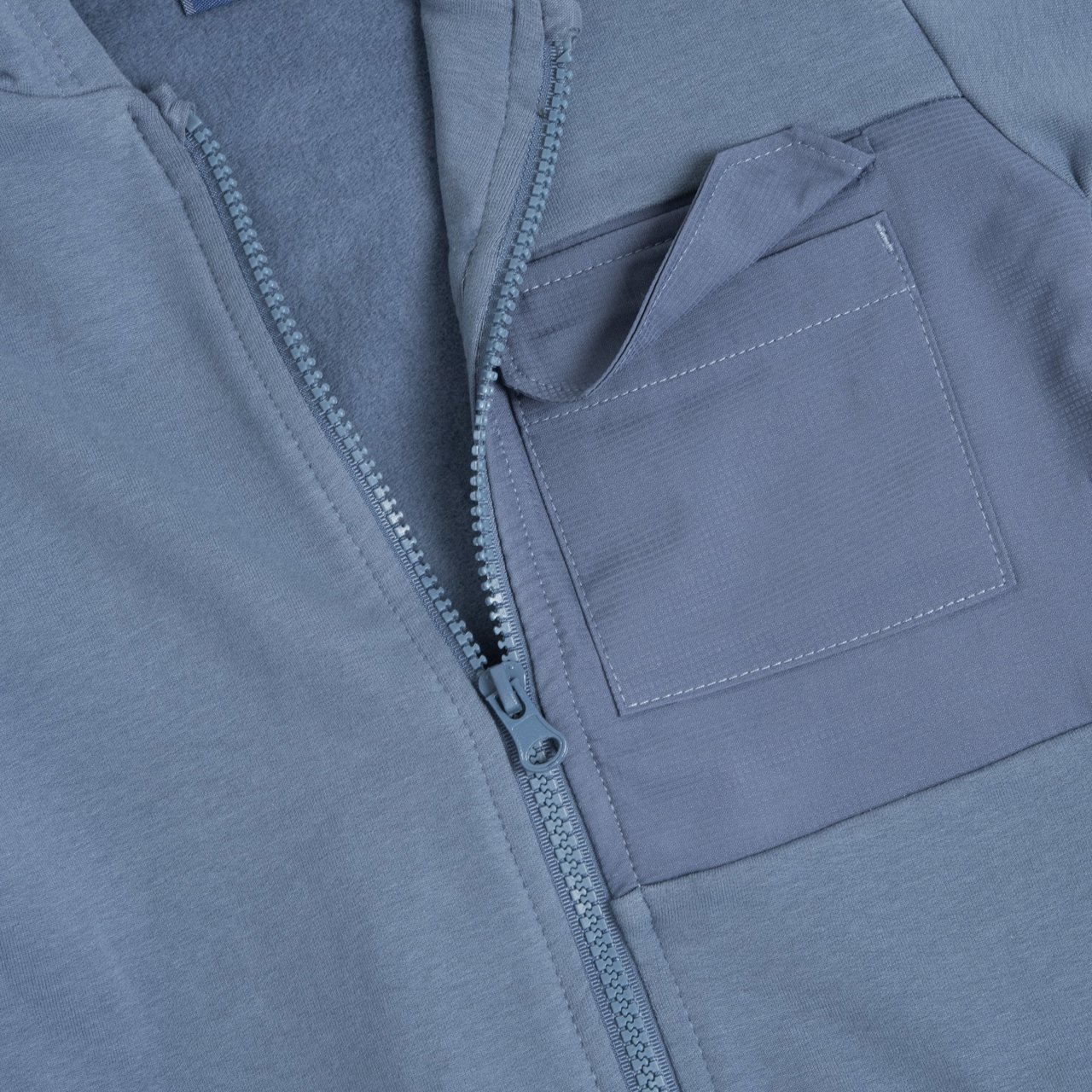 Felpa con cappuccio e zip null - 1
