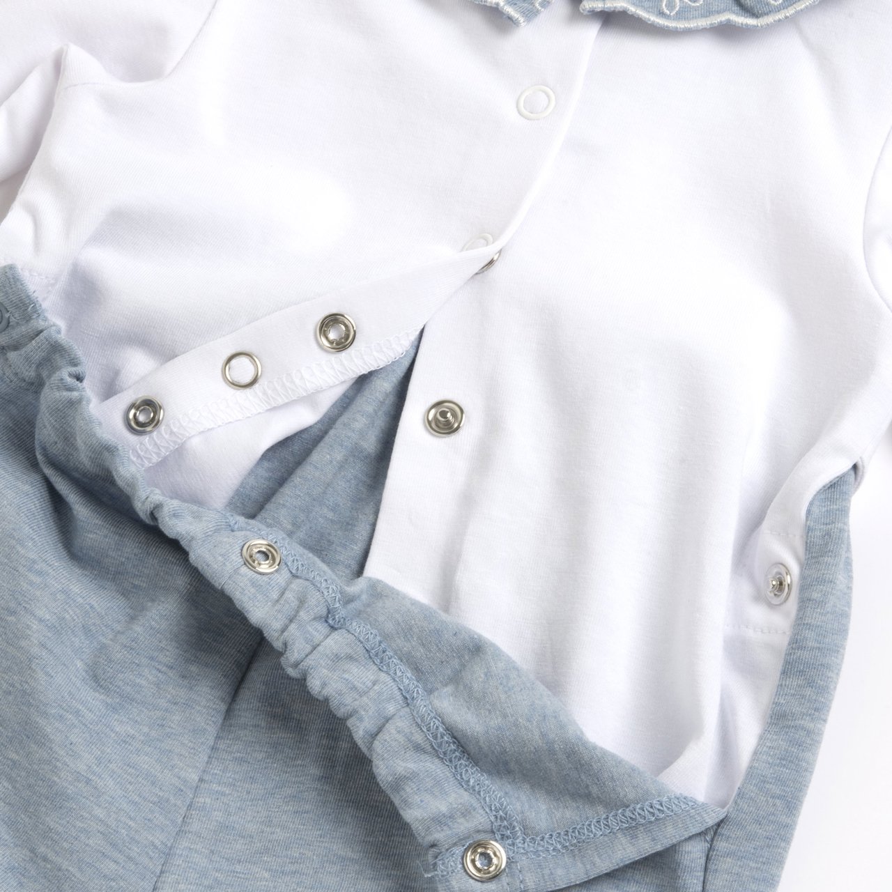 Tutina aperta dietro Chicco - 3