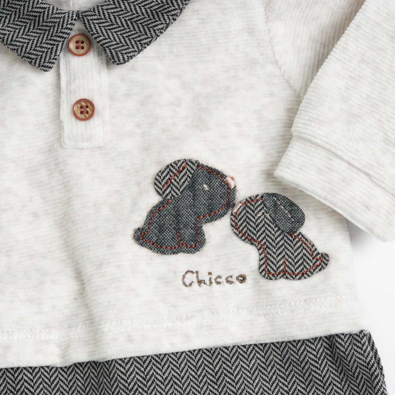 Tutina aperta dietro Chicco - 2