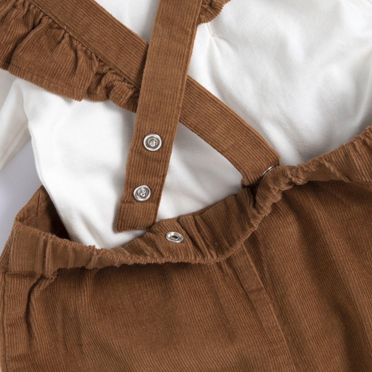 Conjunto de Body Blanco y Peto Largo Marr&oacute;n Chicco - 2
