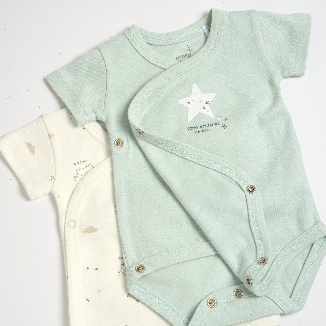 Lot de bodys Chicco - 2