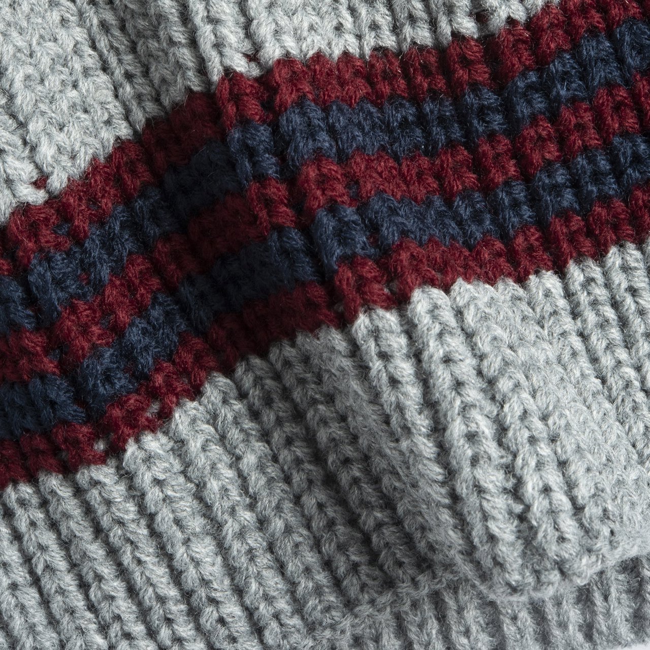 Conjunto de Gorro e Cachecol Cinzento com Riscas Chicco - 1